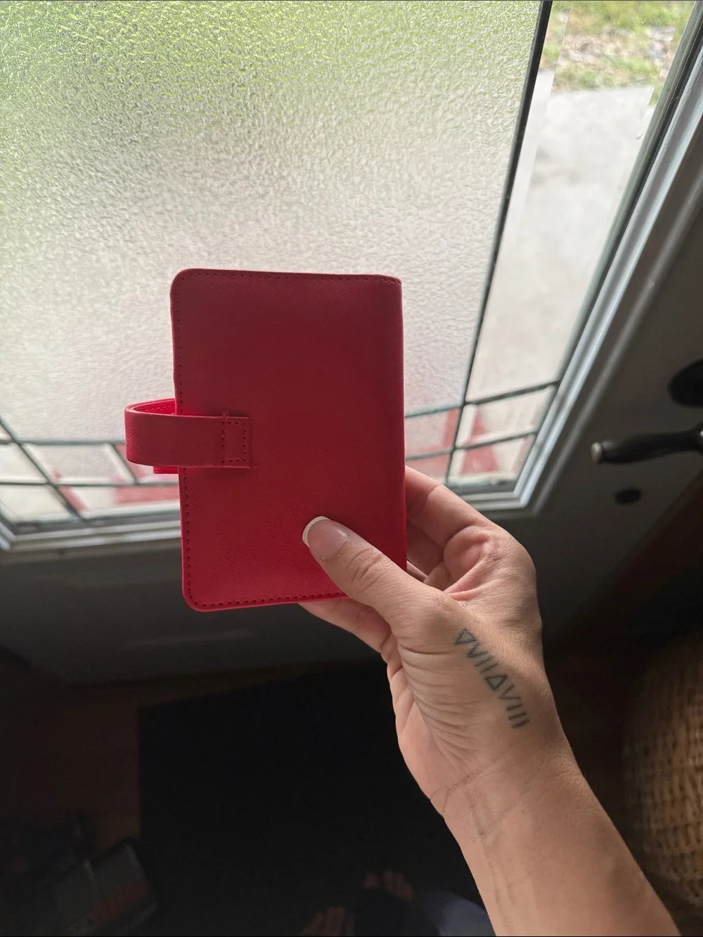 filoFAX Red Magnetic Wallet Phone Case